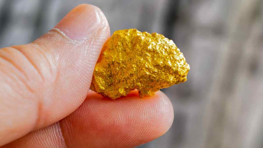 L&rsquo;appareil électronique que nous jetons contenant 450 mg d&rsquo;or pur