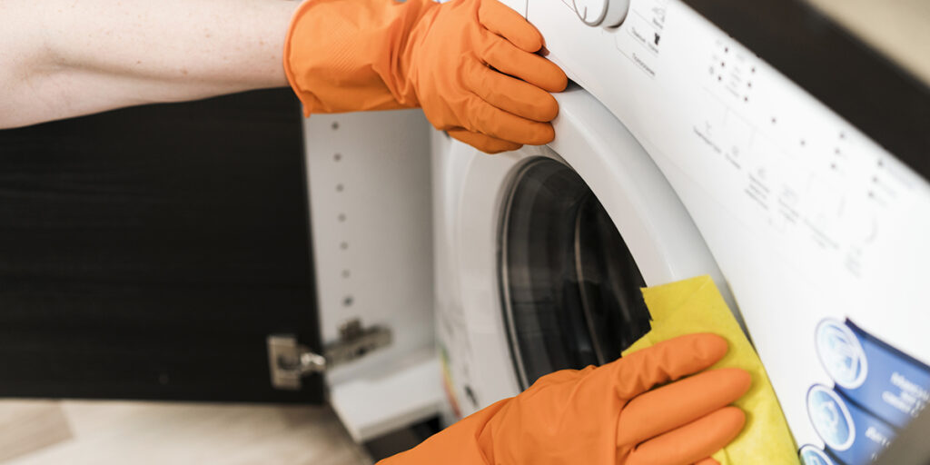 Comment nettoyer et détartrer une machine à laver ? Méthodes simples et efficaces